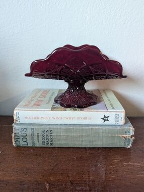 Vintage Westmoreland Dark Red Banana Boat